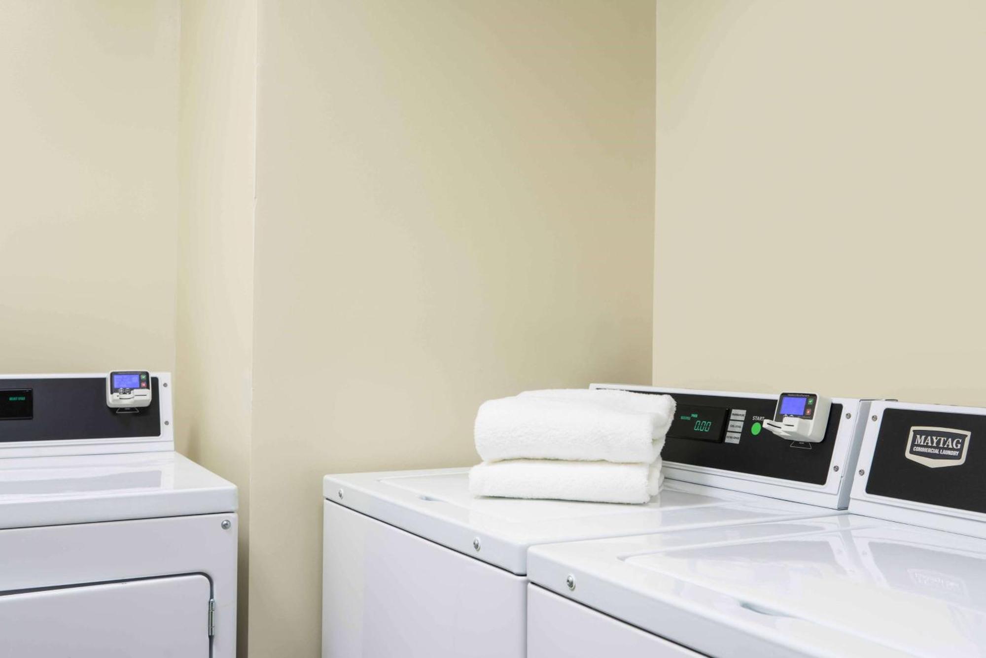 Homewood Suites By Hilton Philadelphia Plymouth Meeting Bagian luar foto