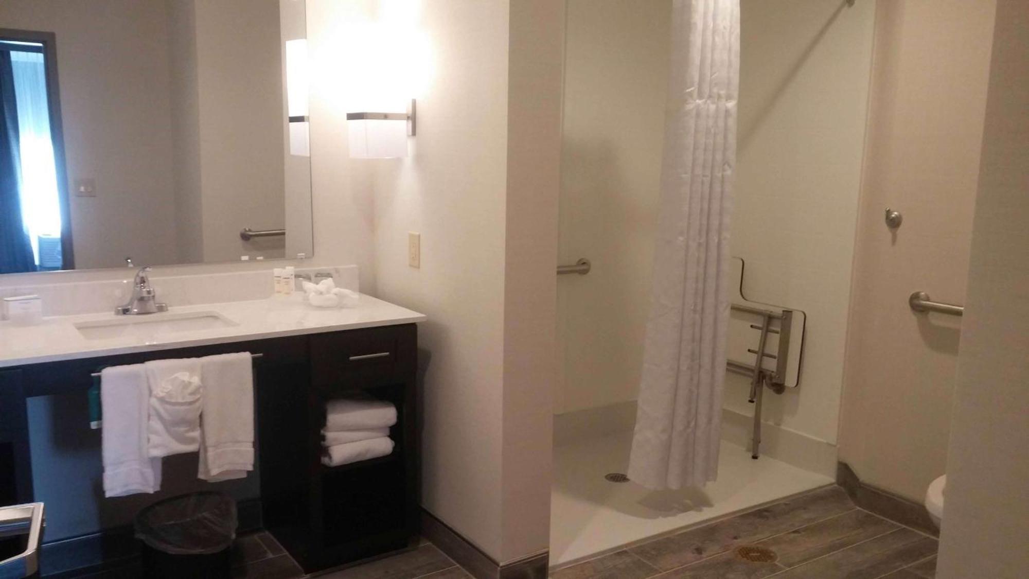 Homewood Suites By Hilton Philadelphia Plymouth Meeting Bagian luar foto