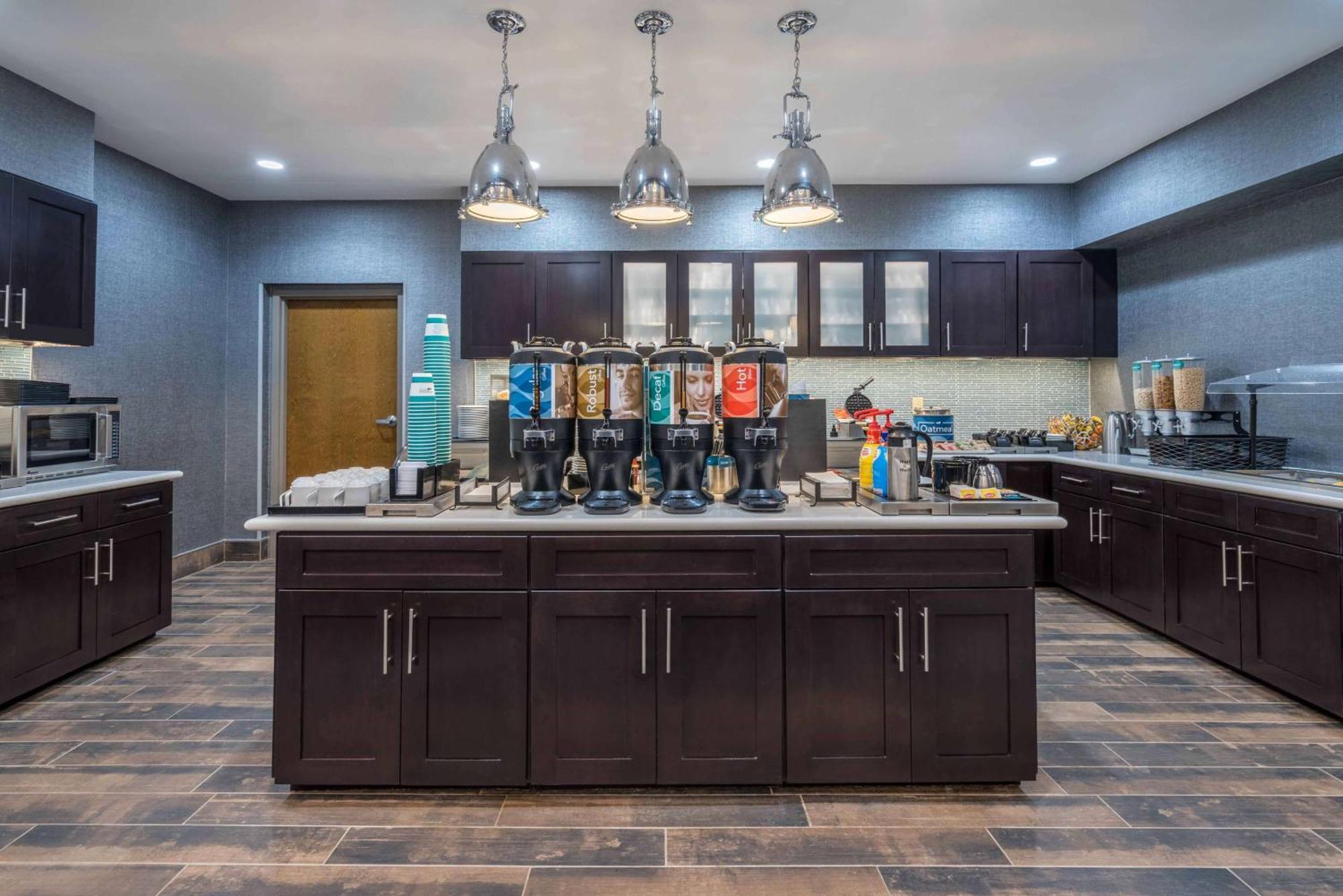 Homewood Suites By Hilton Philadelphia Plymouth Meeting Bagian luar foto